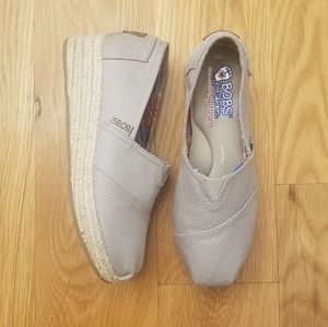 Sketchers Bob's canvas slip on wedge shoes